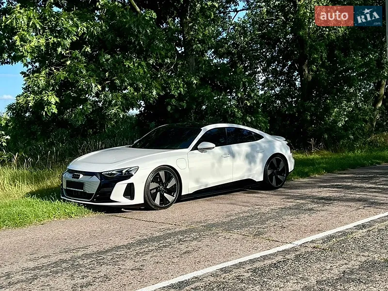 Audi e-tron GT 2021