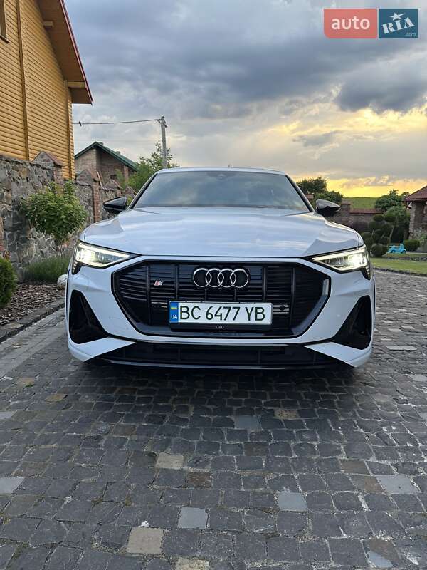 Audi e-tron S Sportback