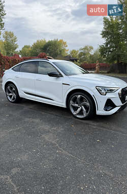 Audi e-tron S Sportback  2022