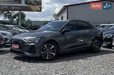 Audi e-tron S  2021