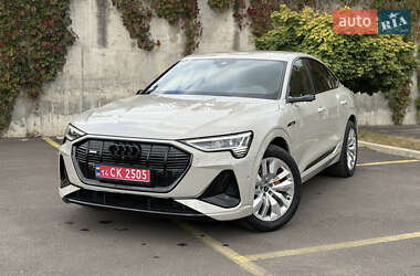 Audi e-tron Sportback  2021