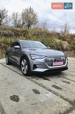 Audi e-tron Sportback  2021