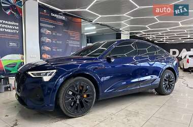 Audi e-tron Sportback  2021