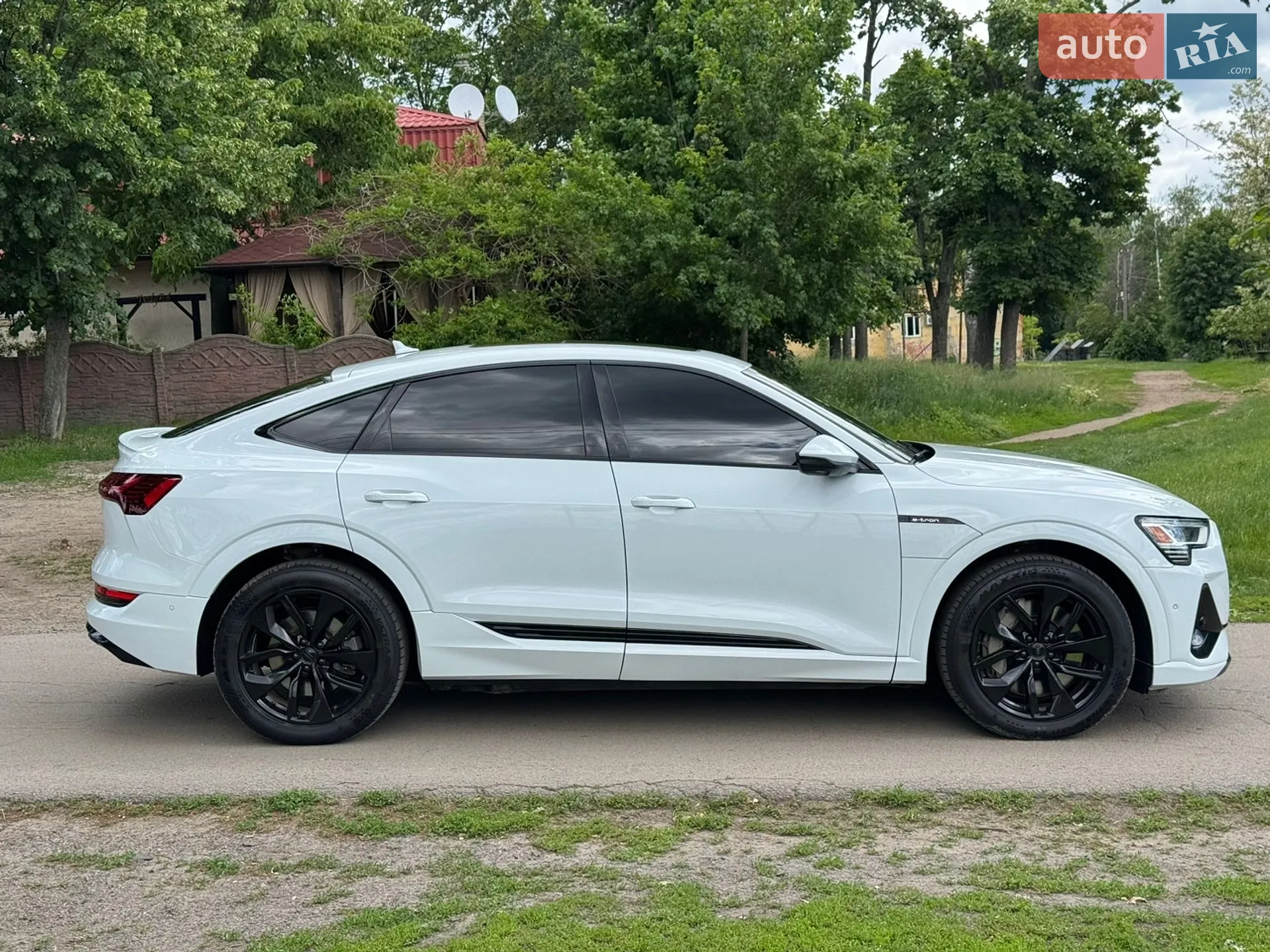 Audi e-tron Sportback 2020 VIN WA12AAGE6MB000831 фото оголошення 4 з 25