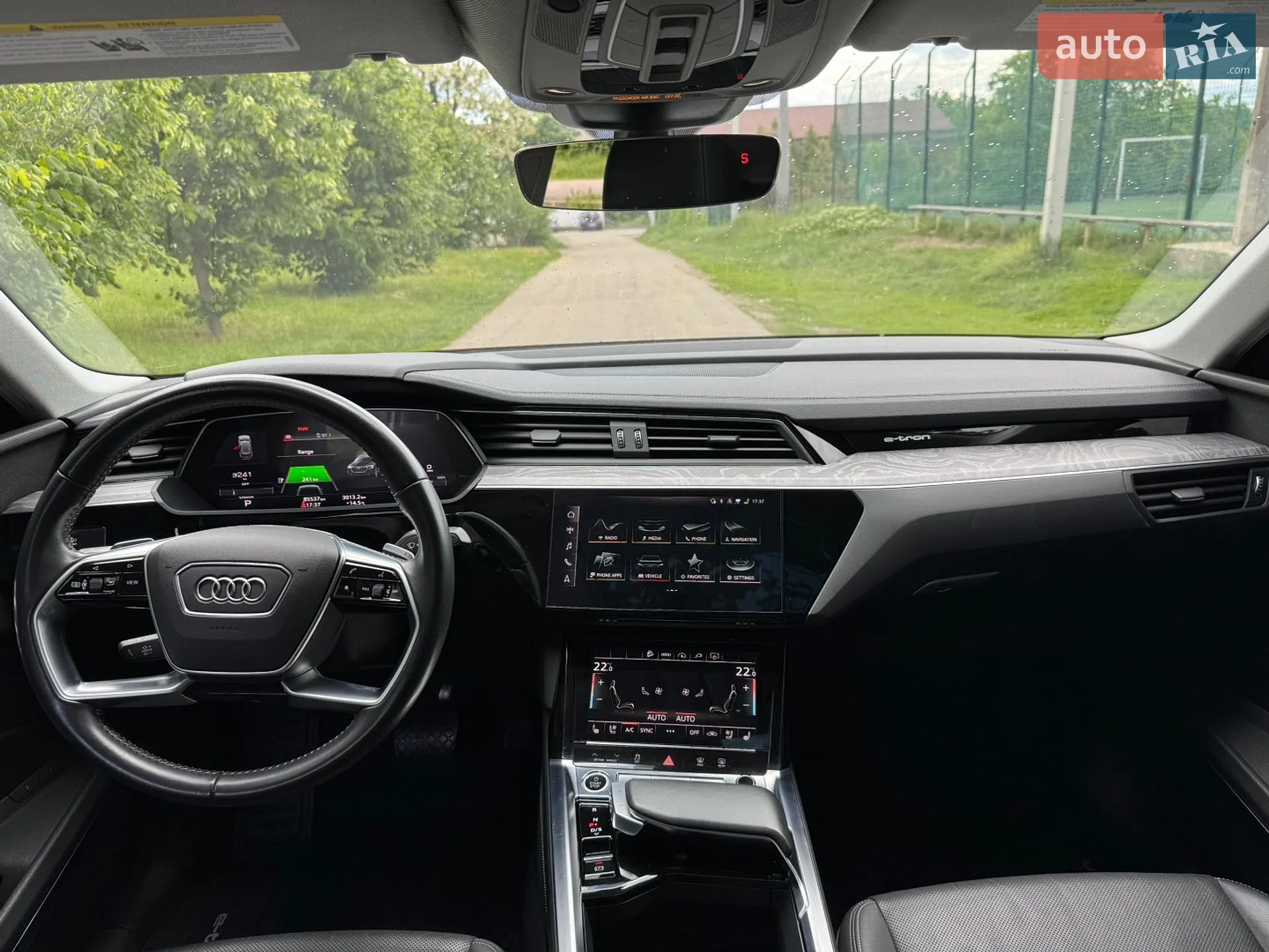 Audi e-tron Sportback 2020 VIN WA12AAGE6MB000831 фото оголошення 14 з 25