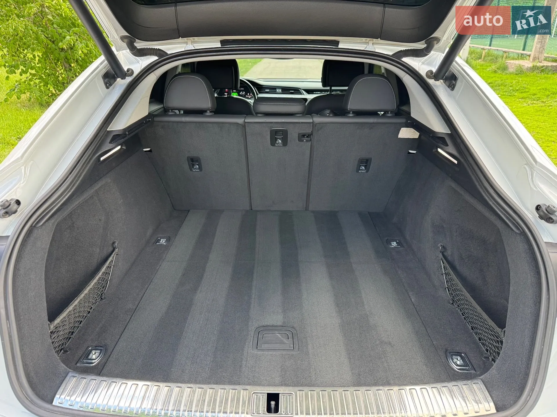 Audi e-tron Sportback 2020 VIN WA12AAGE6MB000831 фото оголошення 22 з 25