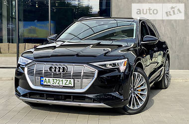 Audi e-tron Prestige 2019