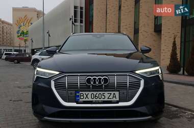 Audi e-tron Prestige 2019