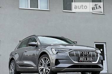 Audi e-tron  2019