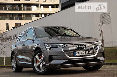 Audi e-tron  2019