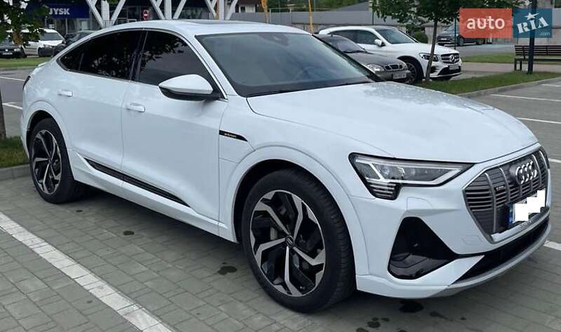 Audi e-tron