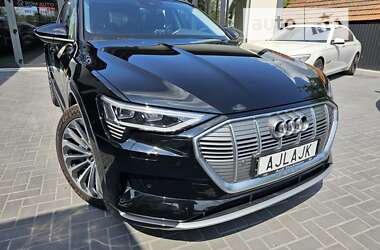 Audi e-tron  2020