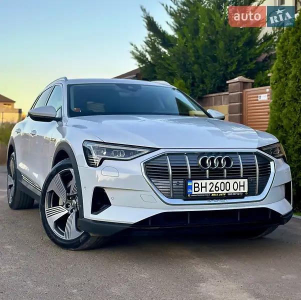 Audi e-tron