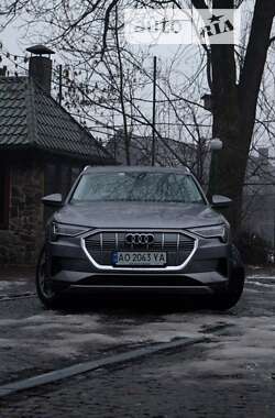 Audi e-tron  2020