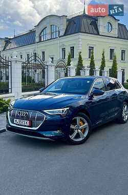 Audi e-tron  2019