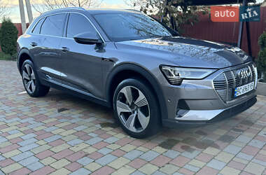 Audi e-tron  2019