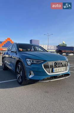 Audi e-tron  2019