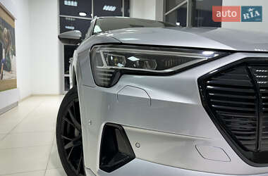 Audi e-tron  2020