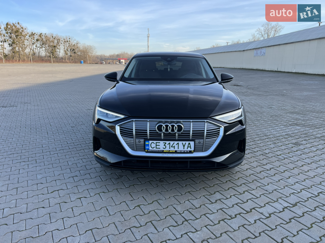 2022 Audi e-tron - мініатюра 2