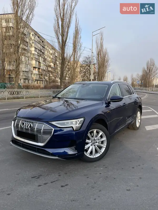 Audi e-tron