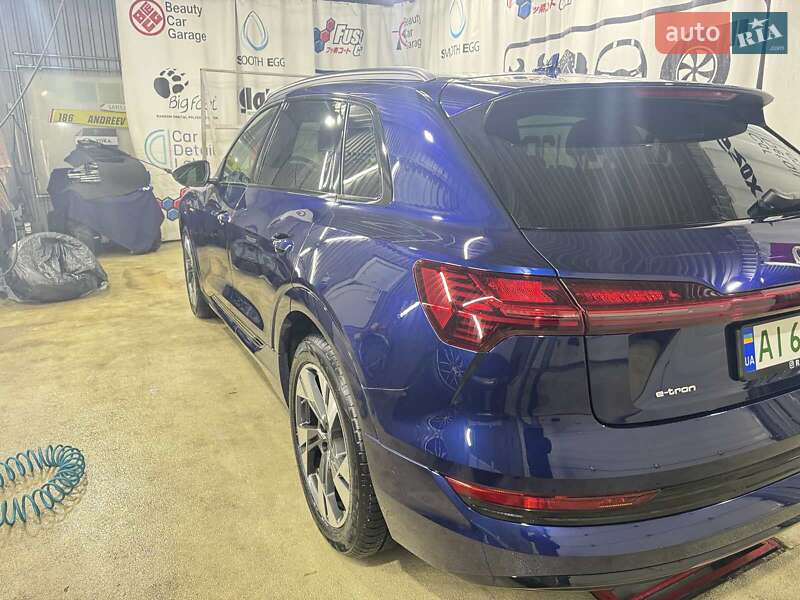 Позашляховик / Кросовер Audi e-tron 2022 в Києві фото 9 Позашляховик / Кросовер Audi e-tron 2022 в Києві
