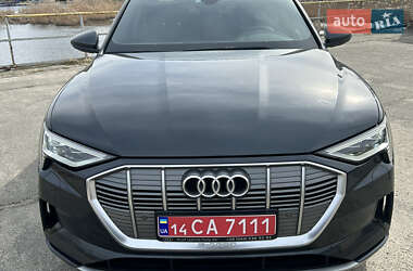Audi e-tron  2019