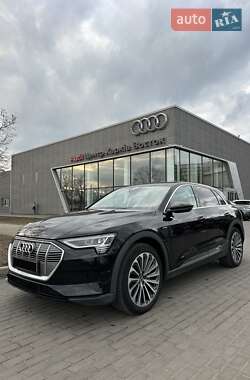 Audi e-tron 2021