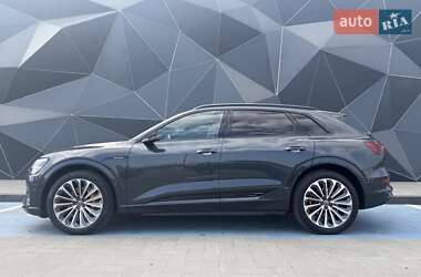 Audi e-tron  2019