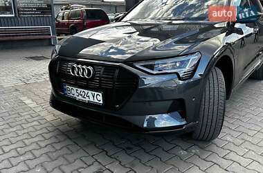 Audi e-tron  2019