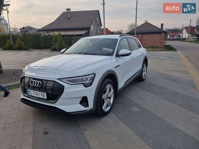 Внедорожник / Кроссовер Audi e-tron 2019 в Львове