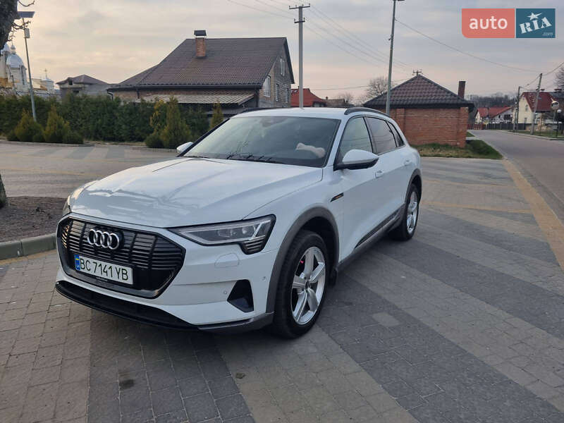 Внедорожник / Кроссовер Audi e-tron 2019 в Львове