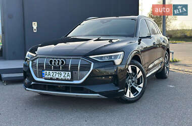 Audi e-tron  2019