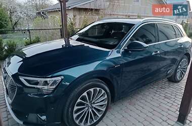 Audi e-tron  2019