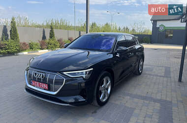 Audi e-tron  2019