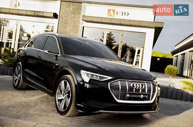 Audi e-tron  2019