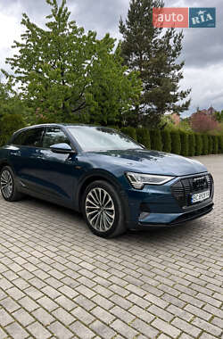 Audi e-tron  2019