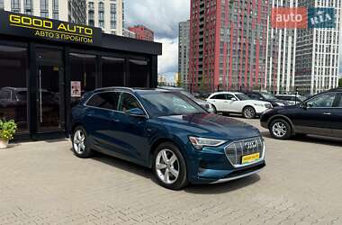 Audi e-tron  2019
