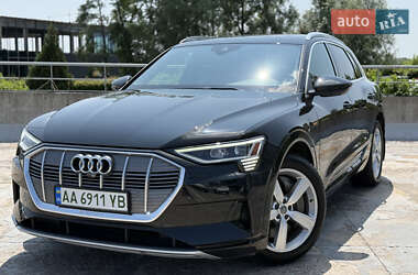 Audi e-tron  2019