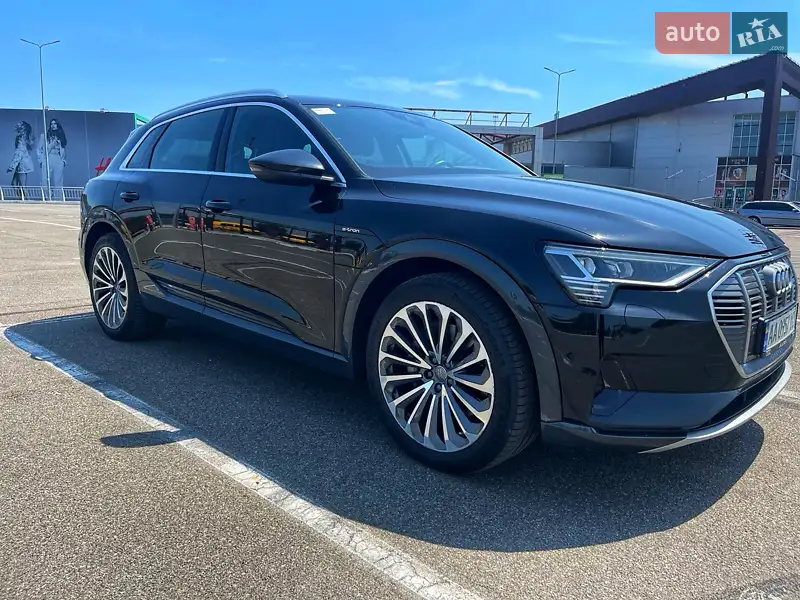 Audi e-tron