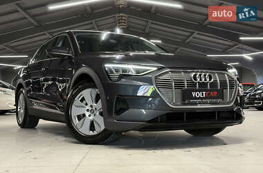 Audi e-tron  2020