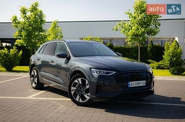 Audi e-tron  2020