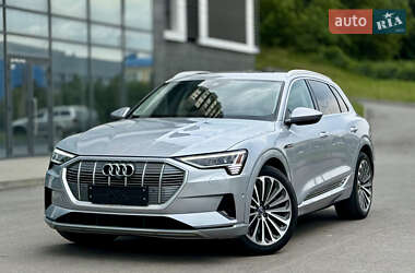 Audi e-tron  2019
