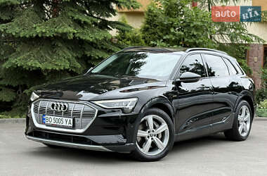 Audi e-tron  2019