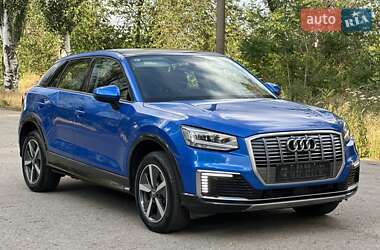 Audi e-tron  2021