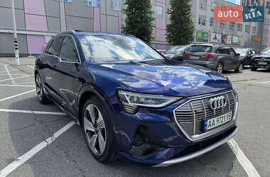Audi e-tron  2020