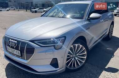 Audi e-tron 2019