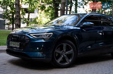 Audi e-tron  2019