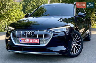 Audi e-tron  2019