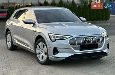 Audi e-tron  2019