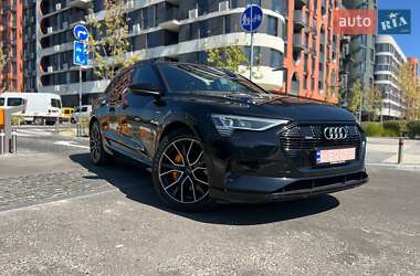 Audi e-tron  2020